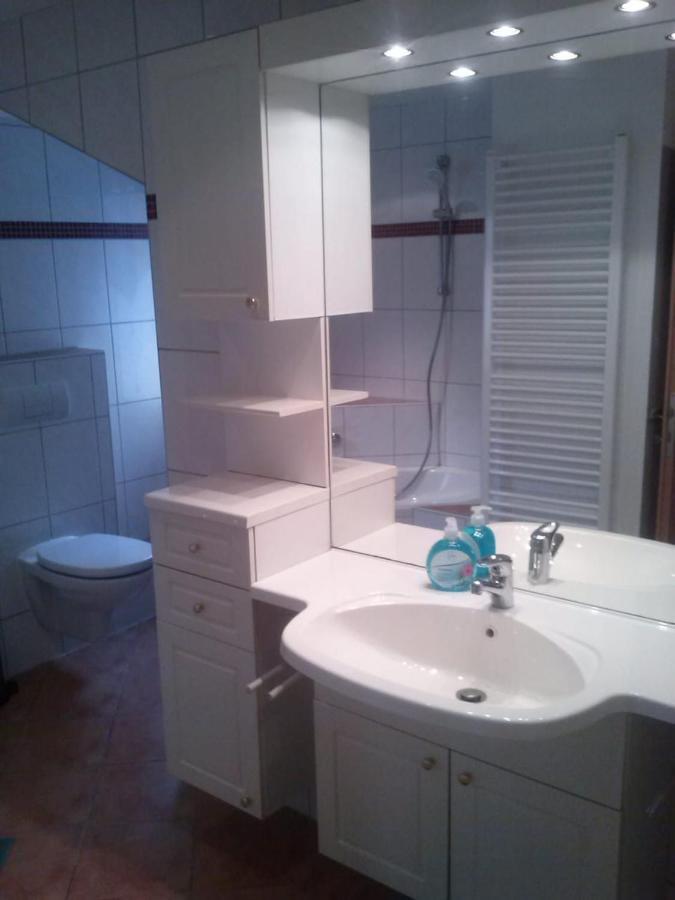 Ferienwohnung Konrad - Nahe Chemnitz Limabach - Oberfrohna エクステリア 写真